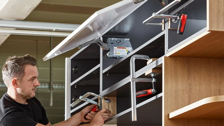 BESSEY Ganzstahl-Schraubzwinge Mit Klappgriff GZ60-12KG 600/120 – Bild 4